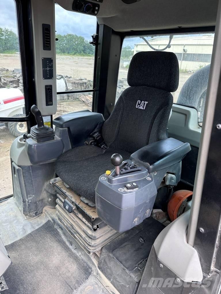 CAT 963K Roomiklaadurid