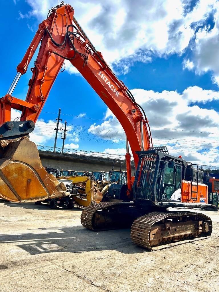 Hitachi 490 LCH-6 Roomikekskavaatorid