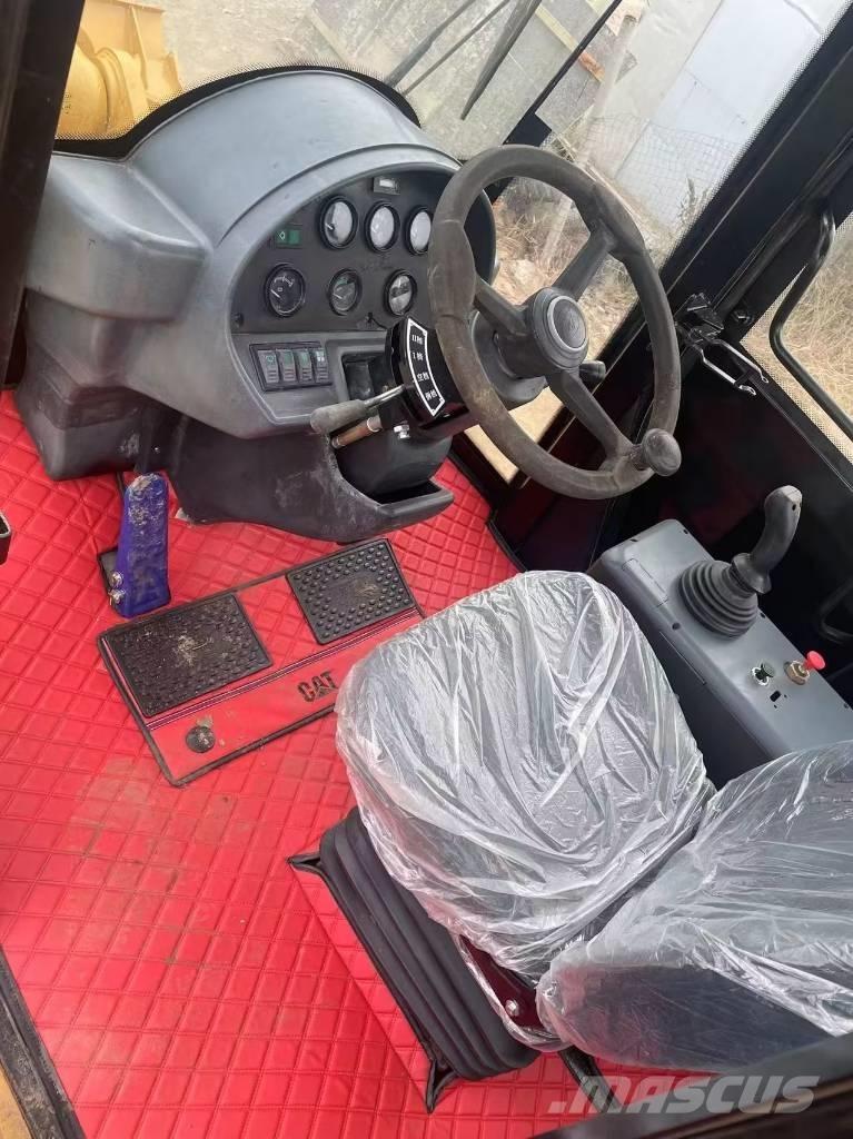 CAT 950 H Rataslaadurid