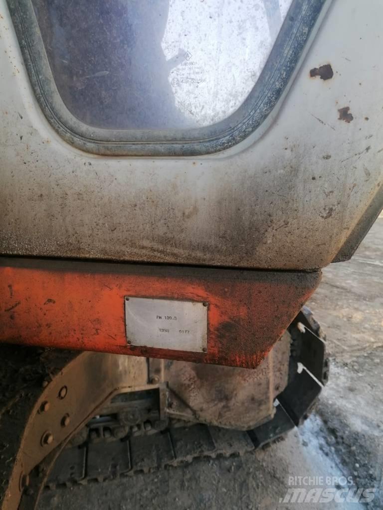 Fiat-Hitachi 130.3 Roomikekskavaatorid