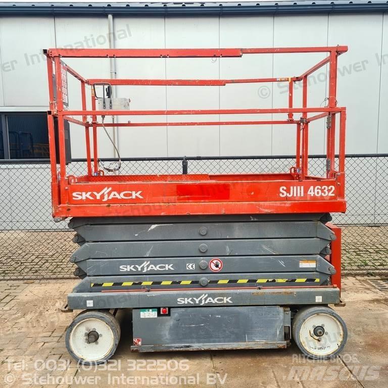 SkyJack SJ4632 Käärtõstukid