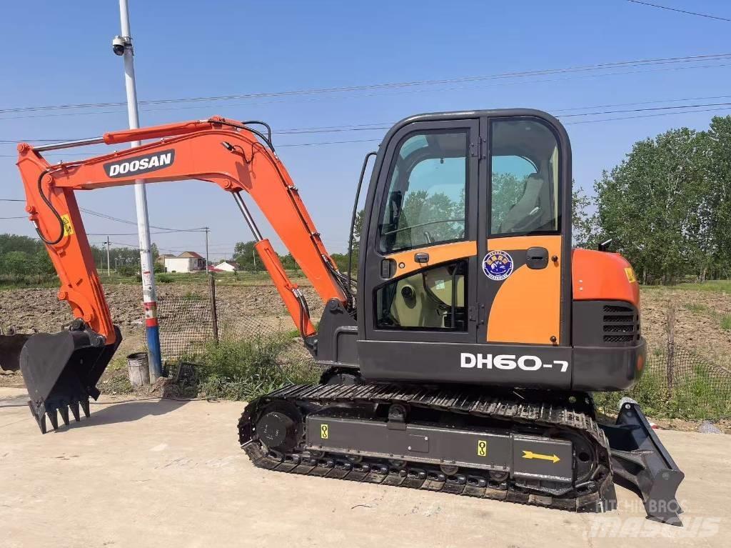 Doosan DH 60-7 Miniekskavaatorid < 7 t