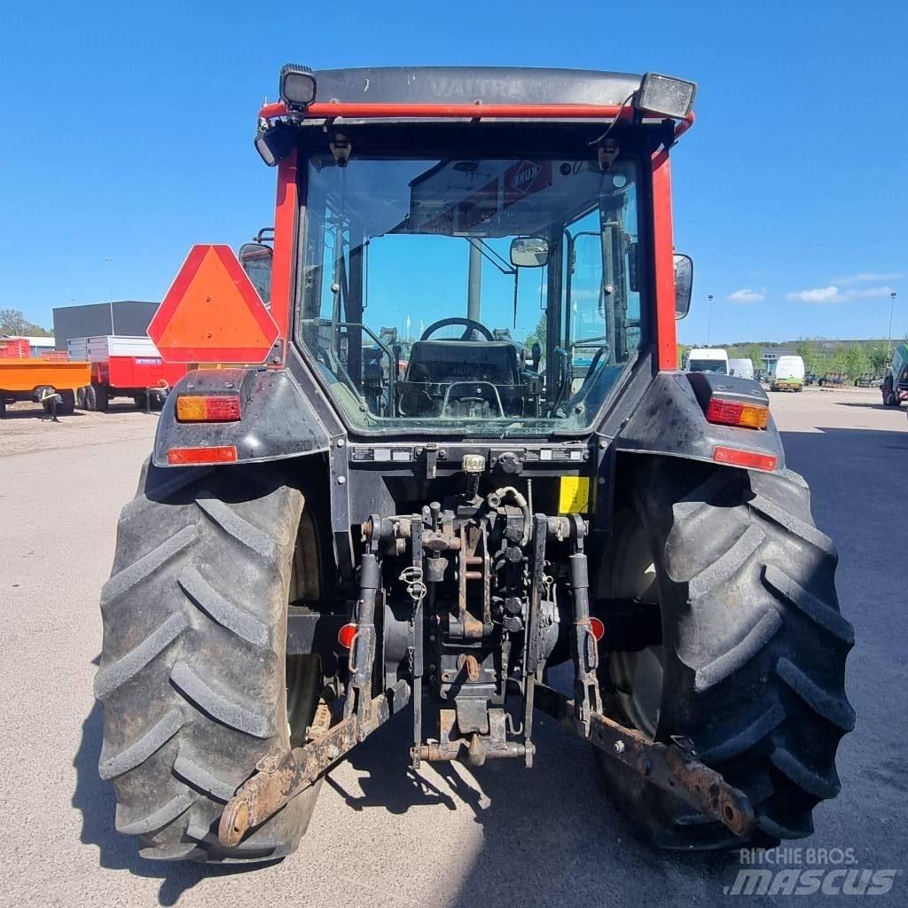 Valtra Valmet 900 Traktorid