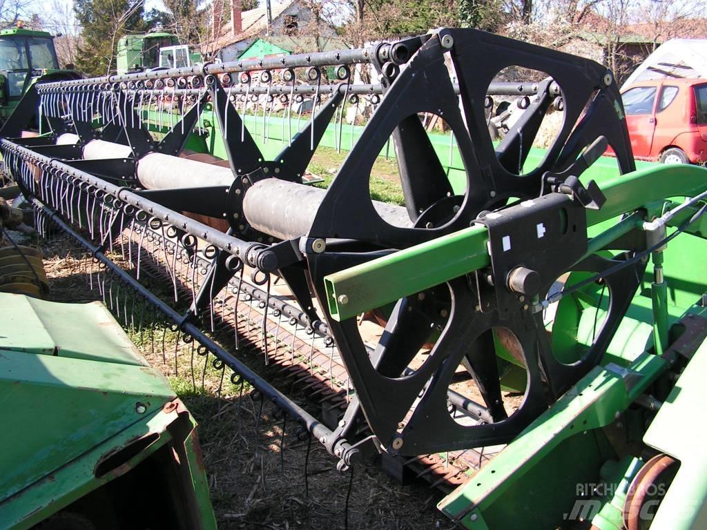 John Deere 618 R Kombainide heedrid