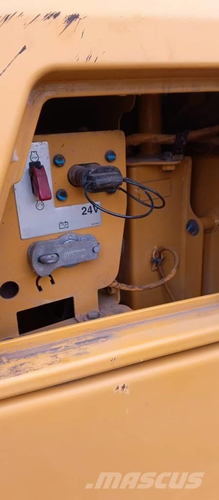 CAT 730 C 2 Liigendraamiga pinnaseveokid