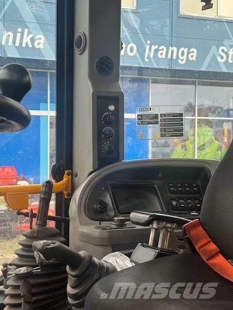 JCB 4CX PRO AEC Ekskavaatorlaadurid