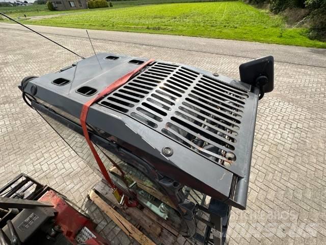 Hitachi ZX-LC-5B Kabiinid