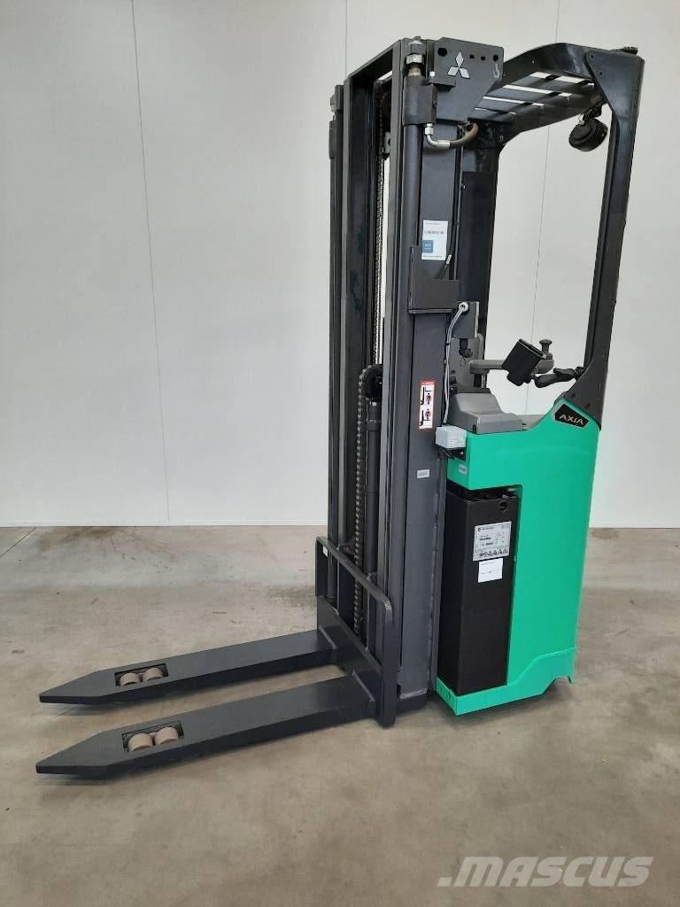 Mitsubishi SBR16N2 Platvormiga virnastajad