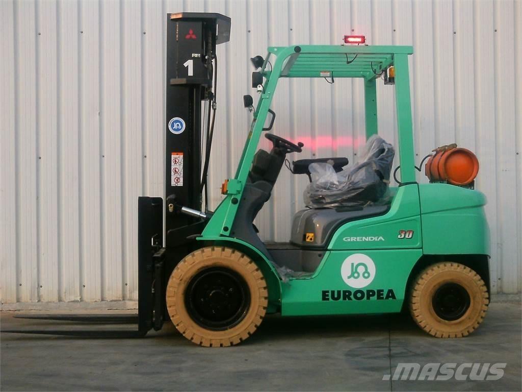 Mitsubishi FG30NTD Gaasitõstukid