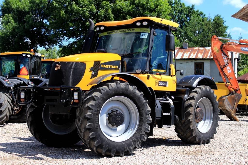 JCB Fastrac 3220-65 Traktorid