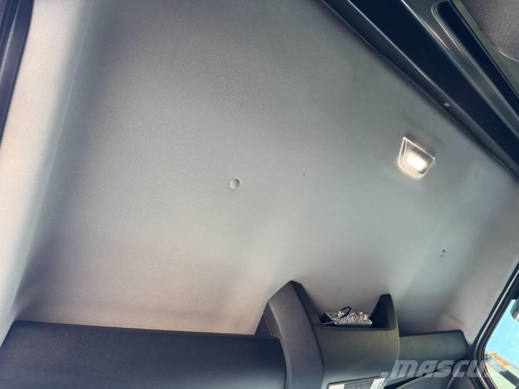 Western Star 49 X Kallurid