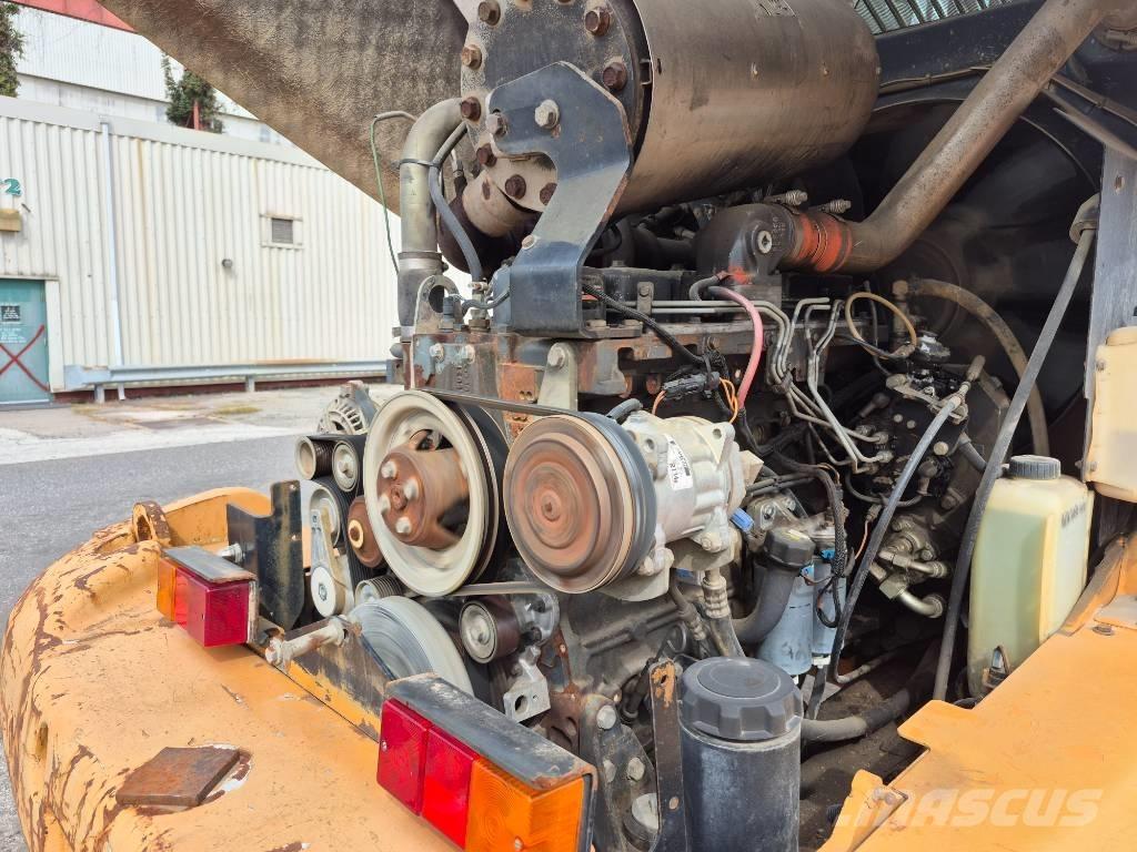 CASE 621 D Rataslaadurid