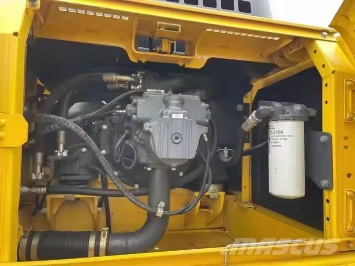 Komatsu PC360 Roomikekskavaatorid