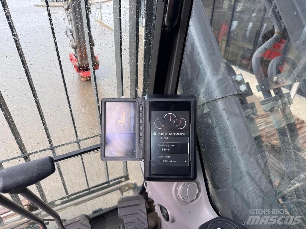 Volvo EC550El Roomikekskavaatorid