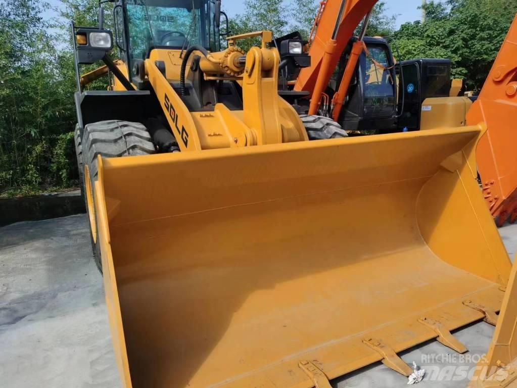 SDLG 956L Rataslaadurid