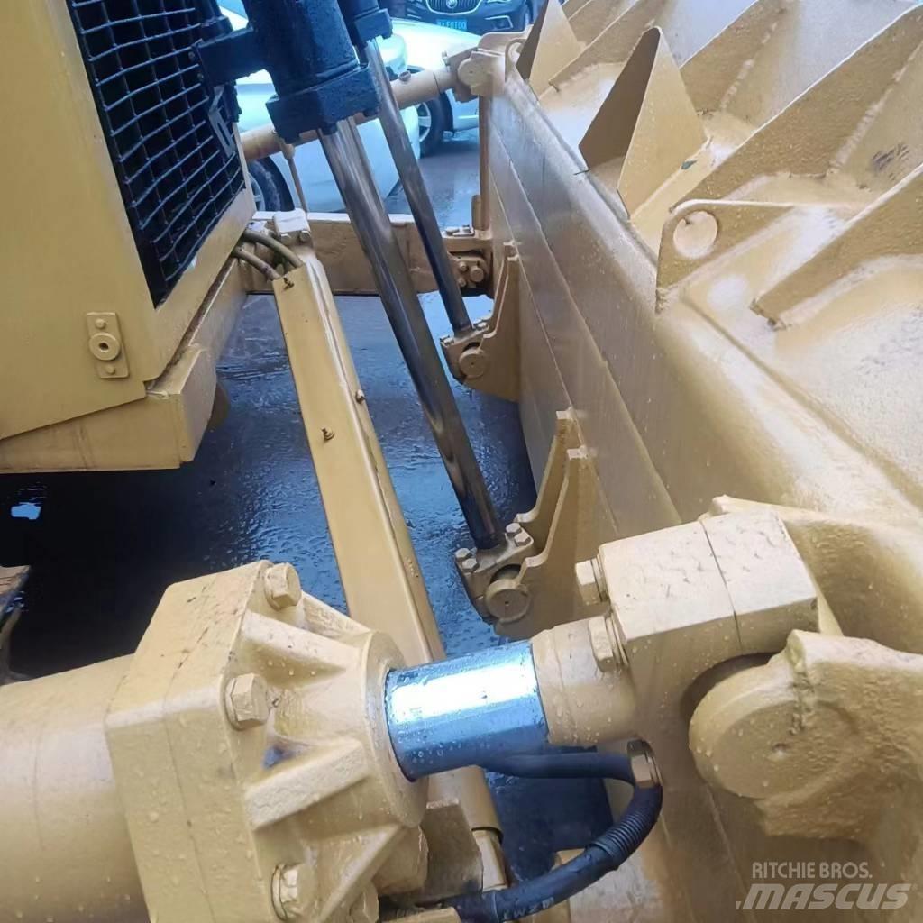 CAT D 6 H Greiderid