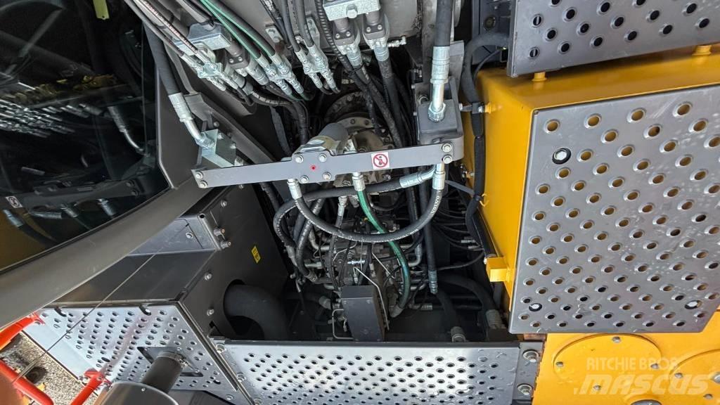 Volvo EC 250 EL Roomikekskavaatorid