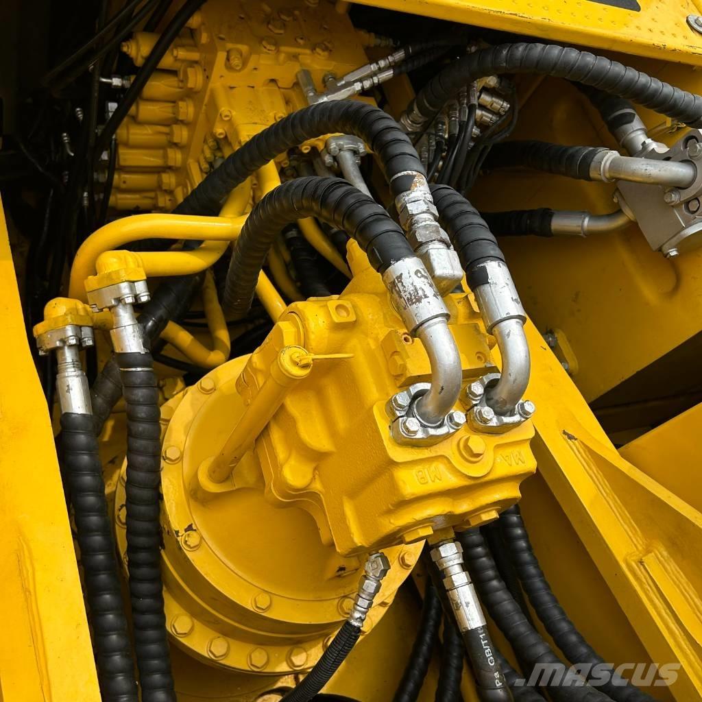 Komatsu 450 Roomikekskavaatorid