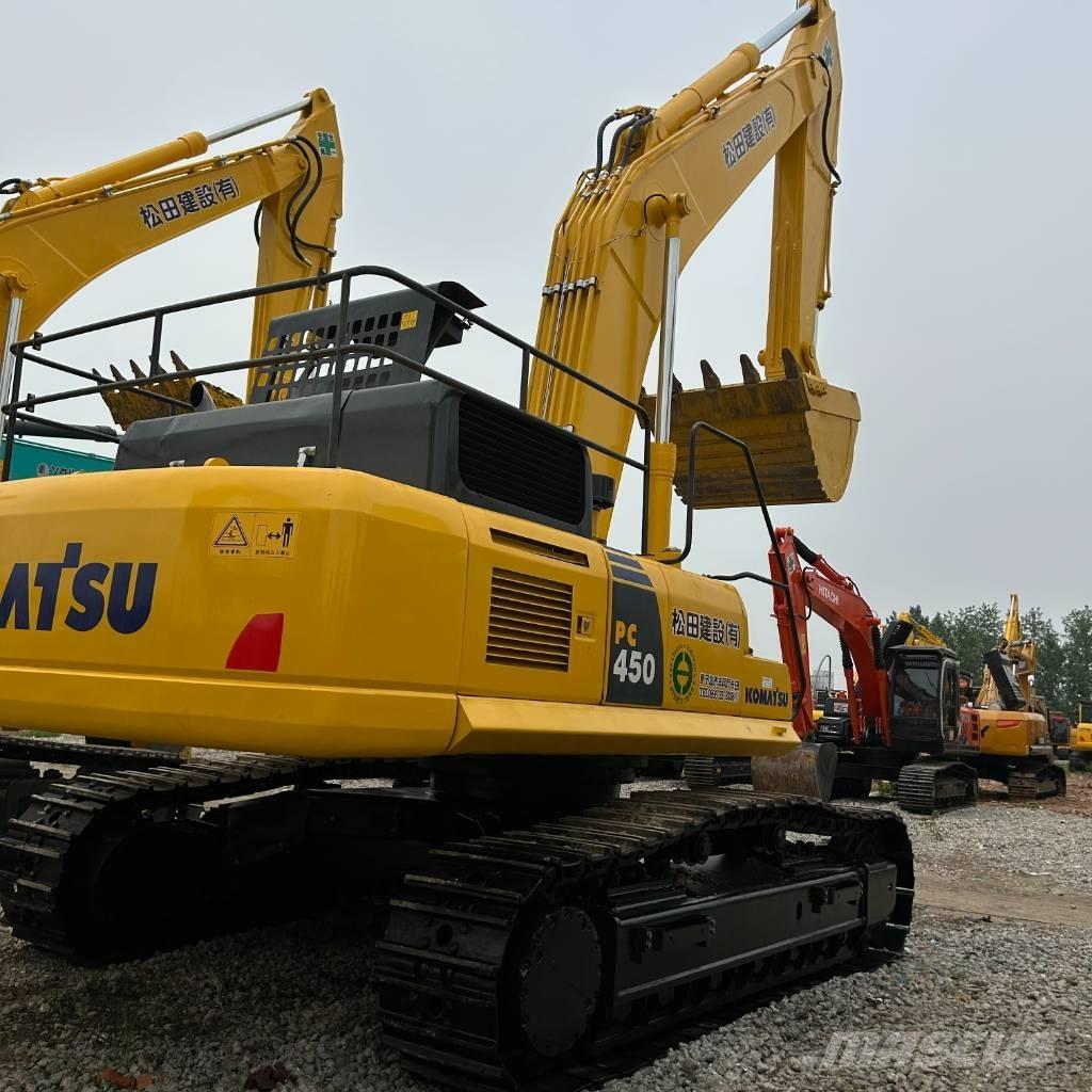 Komatsu 450 Roomikekskavaatorid