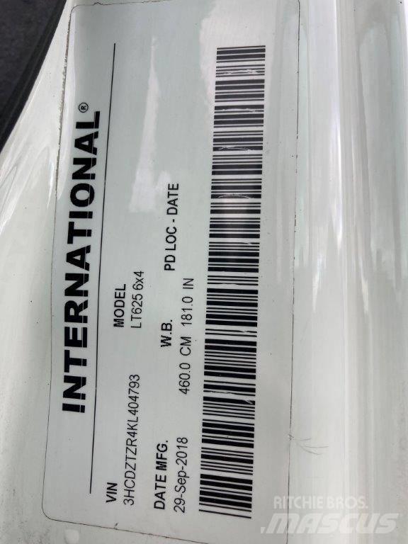 International LT Sadulveokid