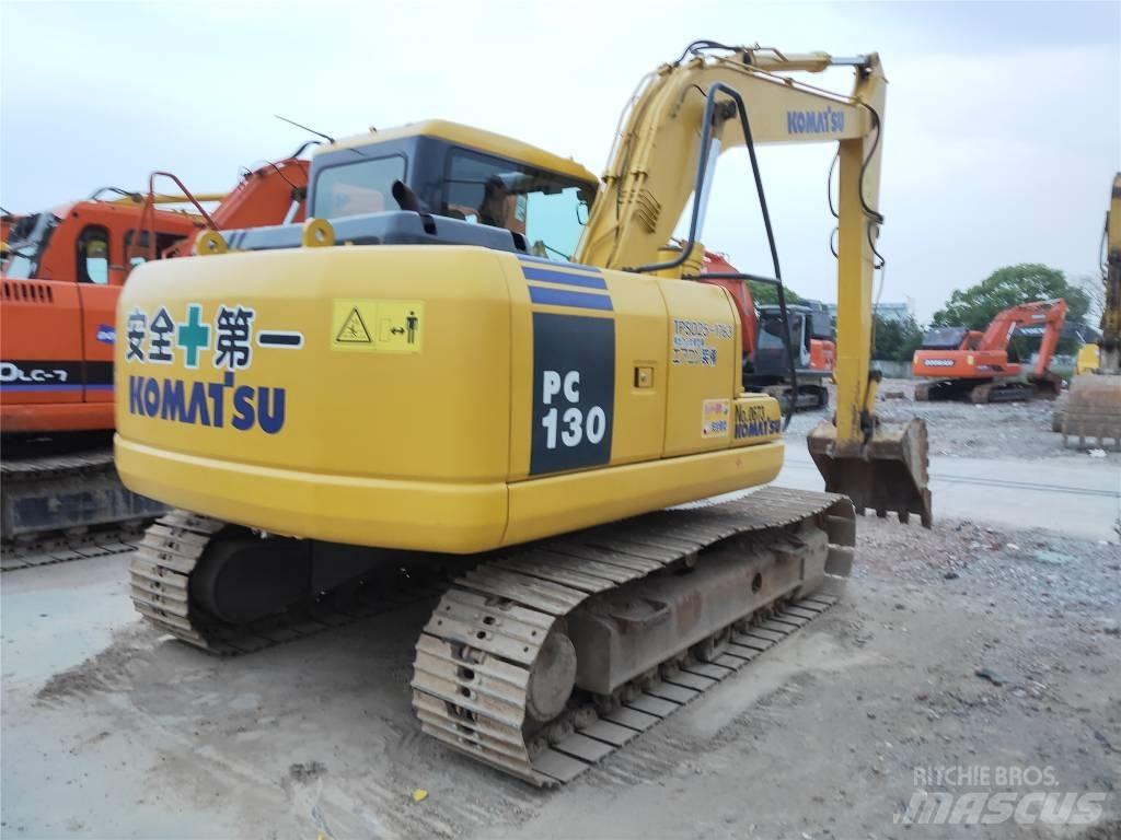 Komatsu PC 130-7 Roomikekskavaatorid