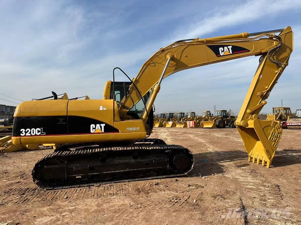 CAT 320 C Roomikekskavaatorid