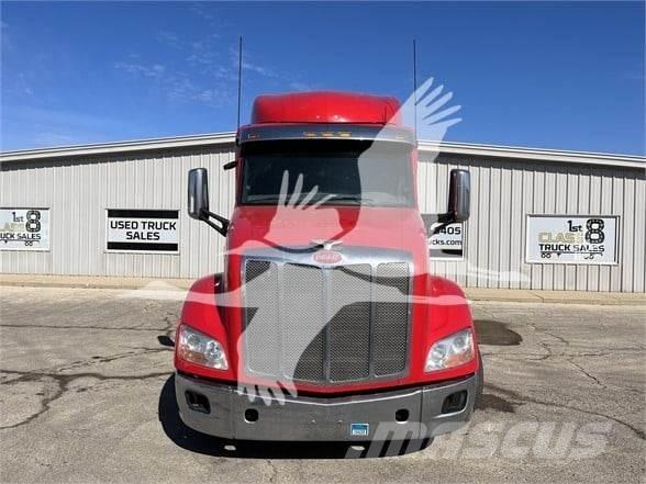 Peterbilt 579 Sadulveokid