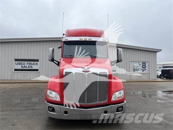 Peterbilt 579 Sadulveokid