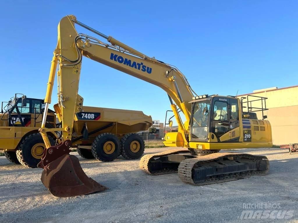 Komatsu PC 210 LC Roomikekskavaatorid