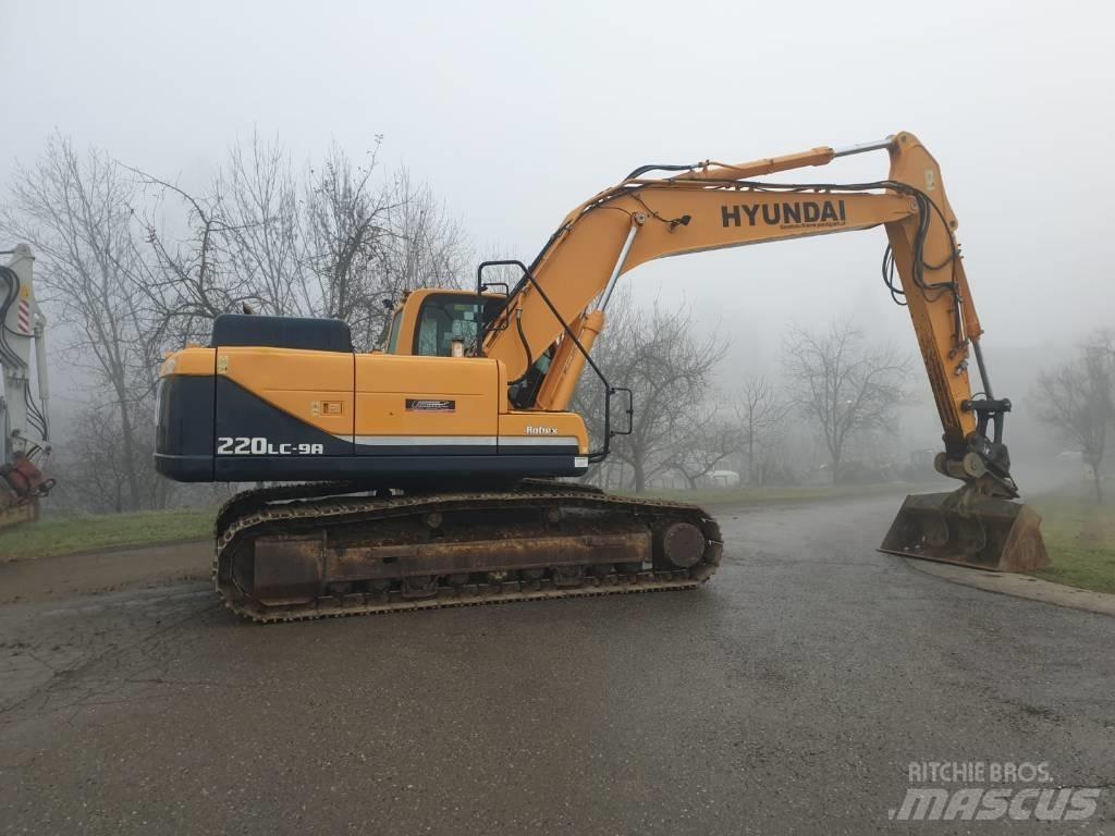 Hyundai R 220 LC-9A Roomikekskavaatorid