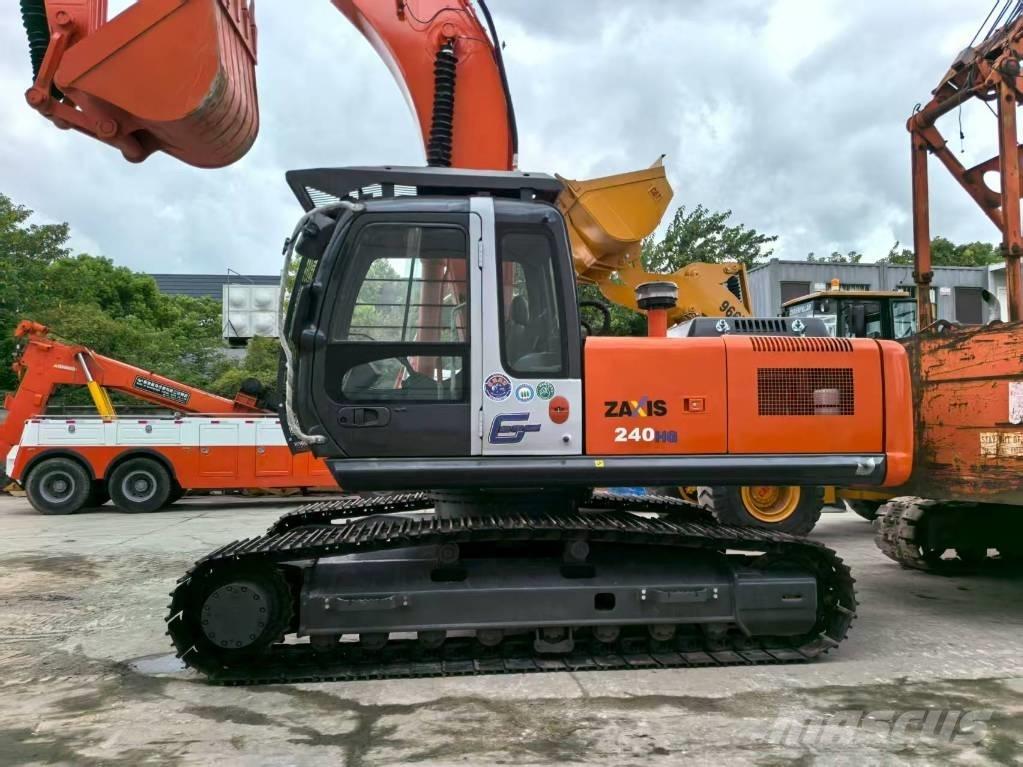 Hitachi ZX 240 HG Roomikekskavaatorid