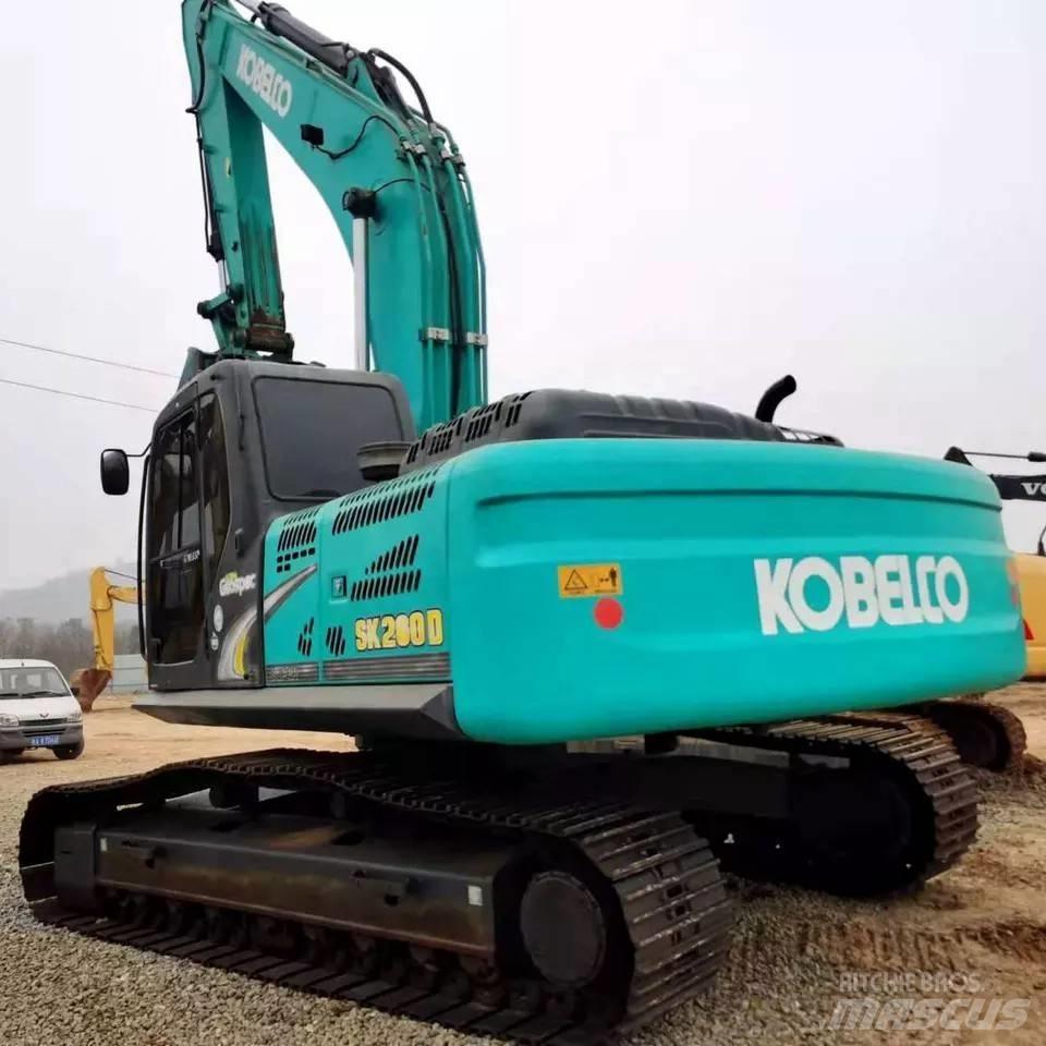 Kobelco 260 Roomikekskavaatorid