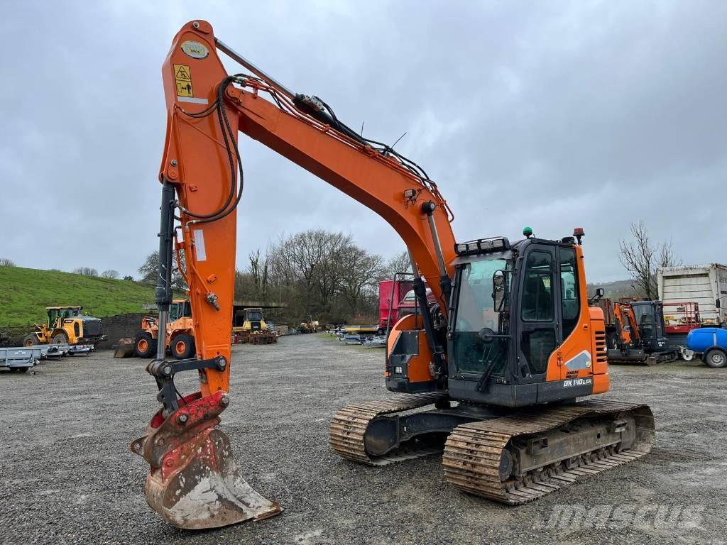 Doosan DX 140 LCR Roomikekskavaatorid