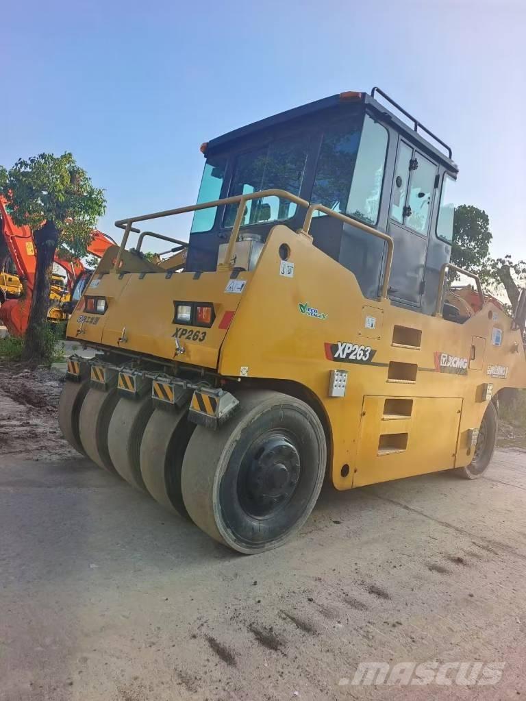 XCMG XP 263 Pneumorehvidega rullid