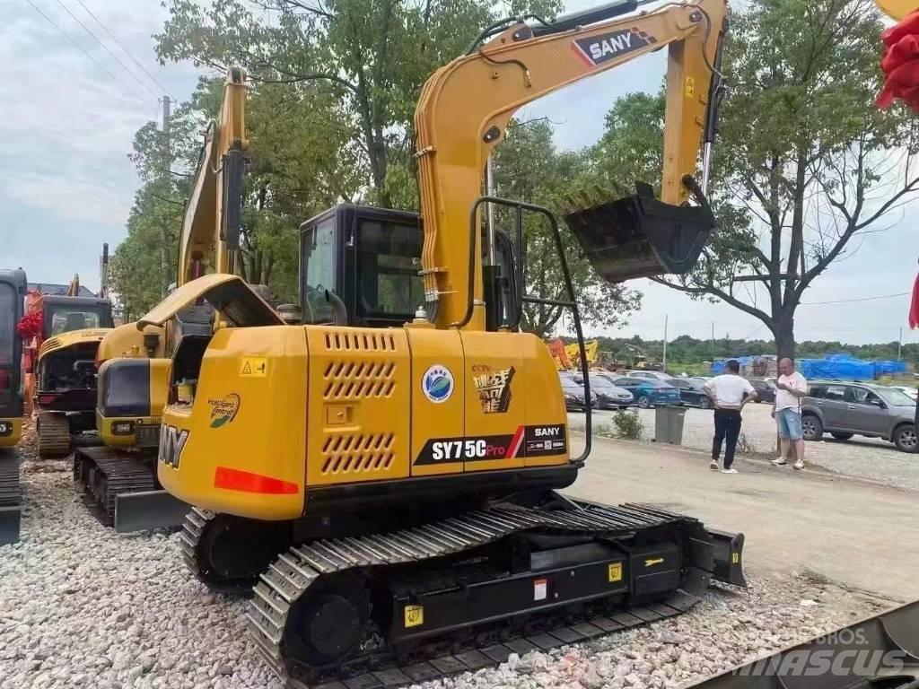 Sany SY 75 Väikeekskavaatorid 7t-12t