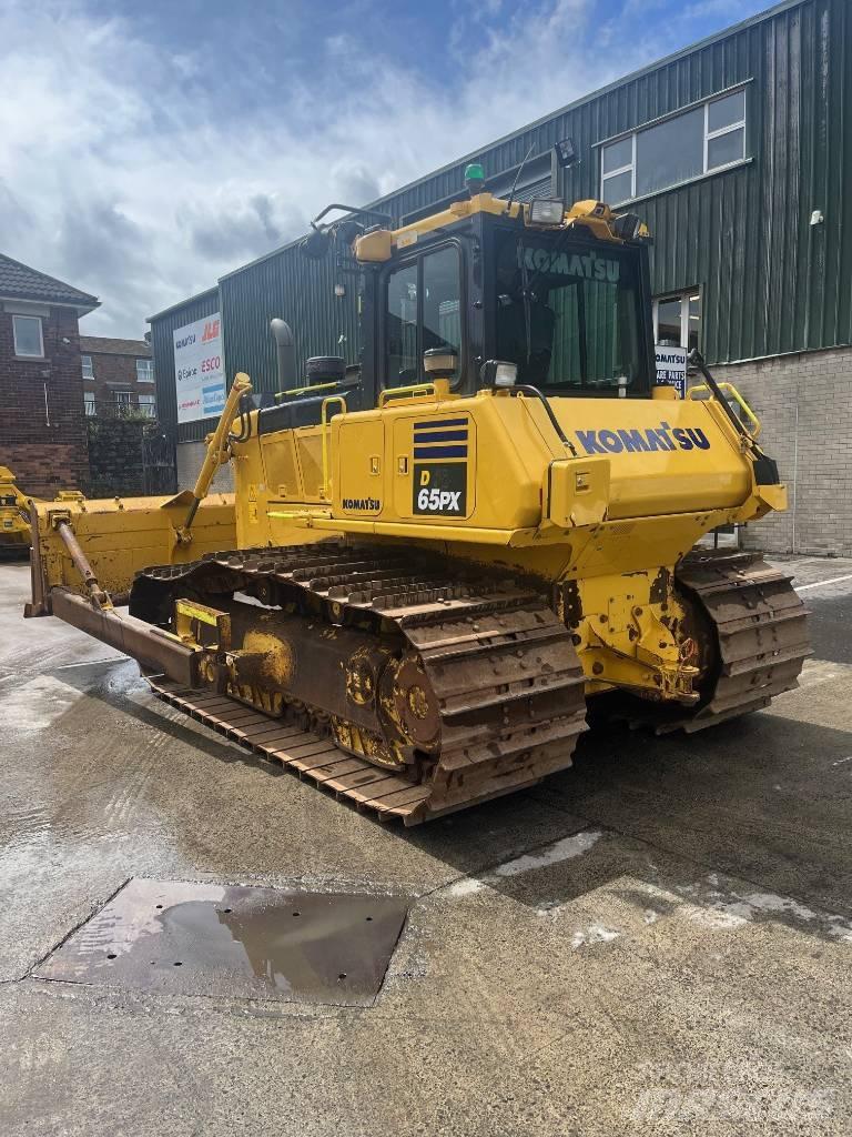 Komatsu D65PX-18E0 Buldooserid
