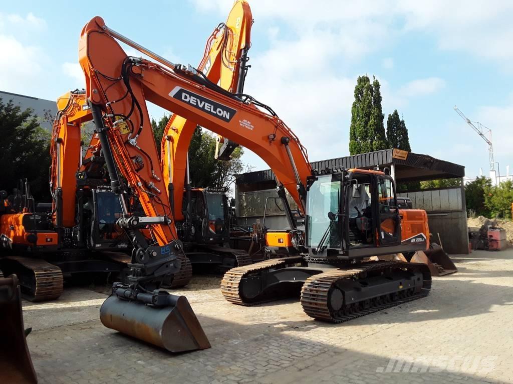 Doosan DX225LC-7 Roomikekskavaatorid