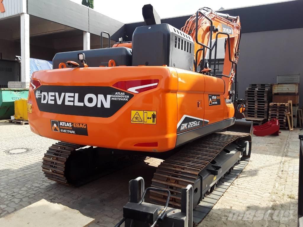 Doosan DX225LC-7 Roomikekskavaatorid
