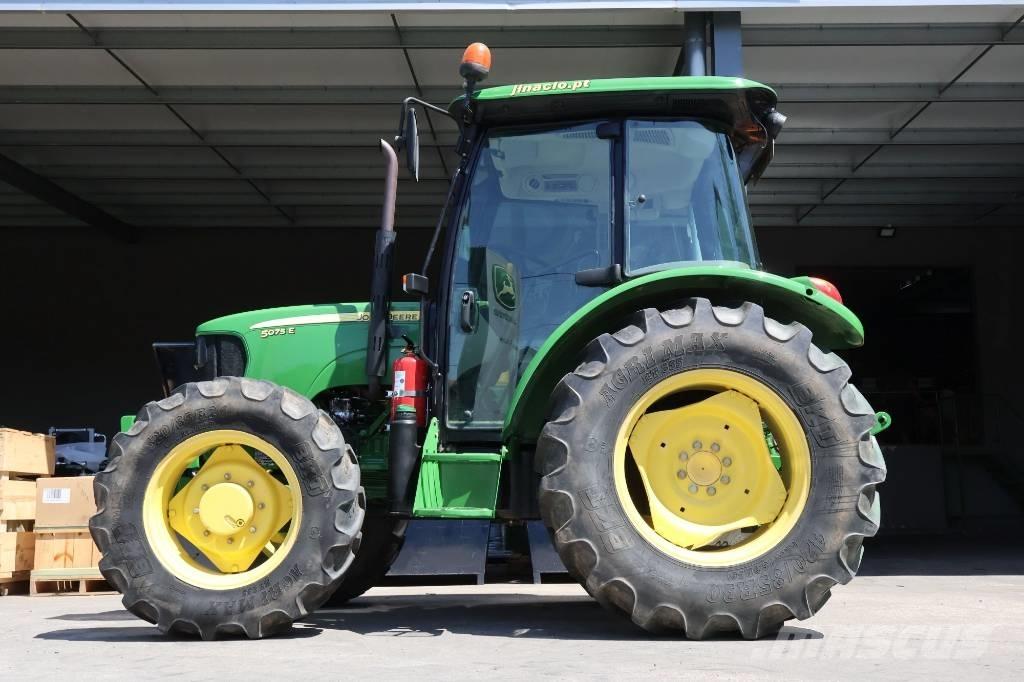 John Deere 5075 E Traktorid
