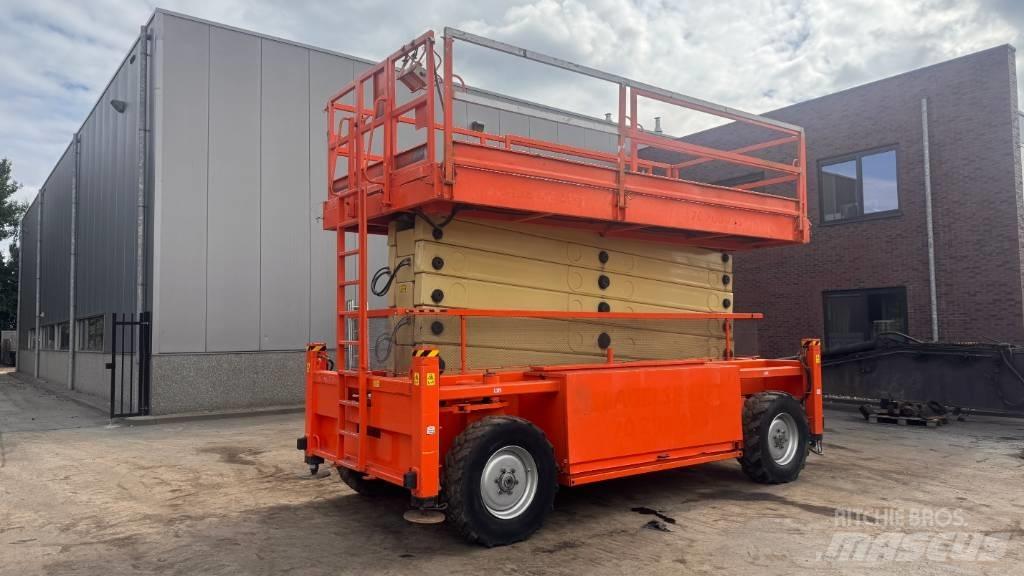JLG 245-25 Käärtõstukid