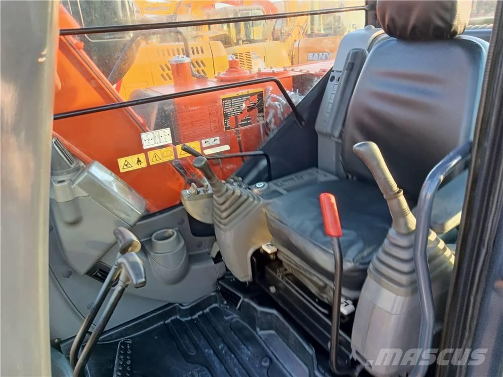 Hitachi ZX60 Miniekskavaatorid < 7 t