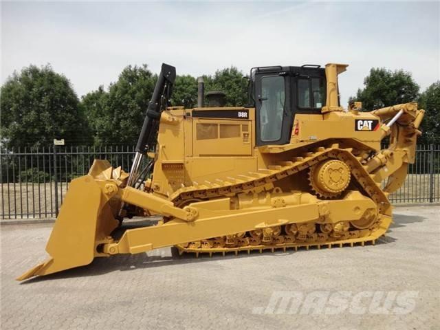 CAT D 8 R Buldooserid