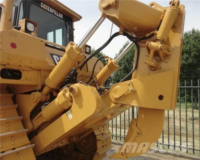 CAT D 8 R Buldooserid