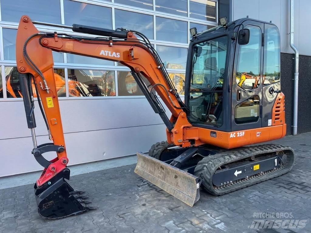 Atlas AC25F Miniekskavaatorid < 7 t