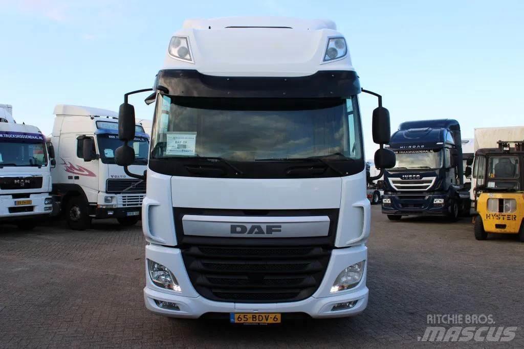 DAF CF 440 + EURO 6 Sadulveokid