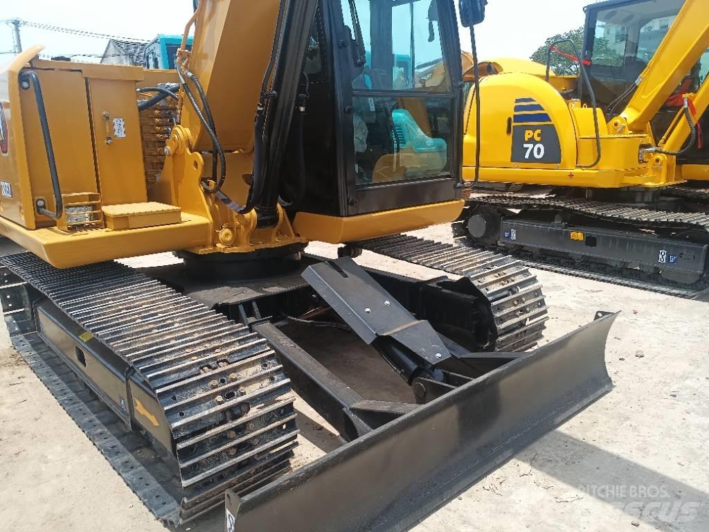 CAT 307 Roomikekskavaatorid