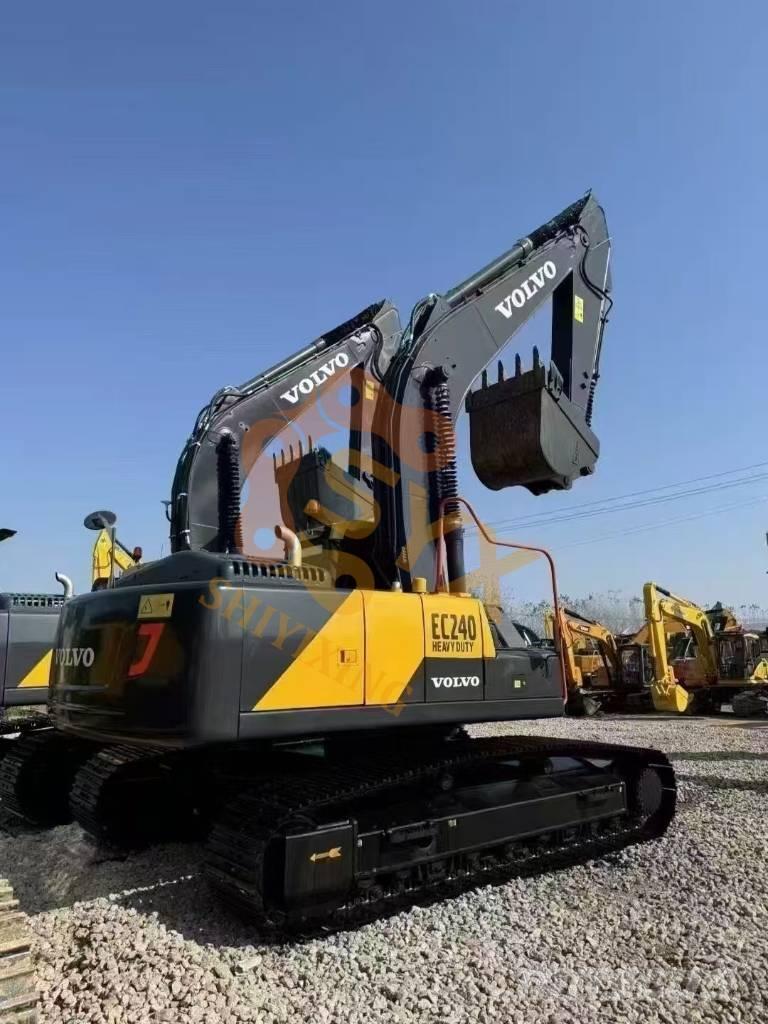 Volvo EC 240 D Roomikekskavaatorid