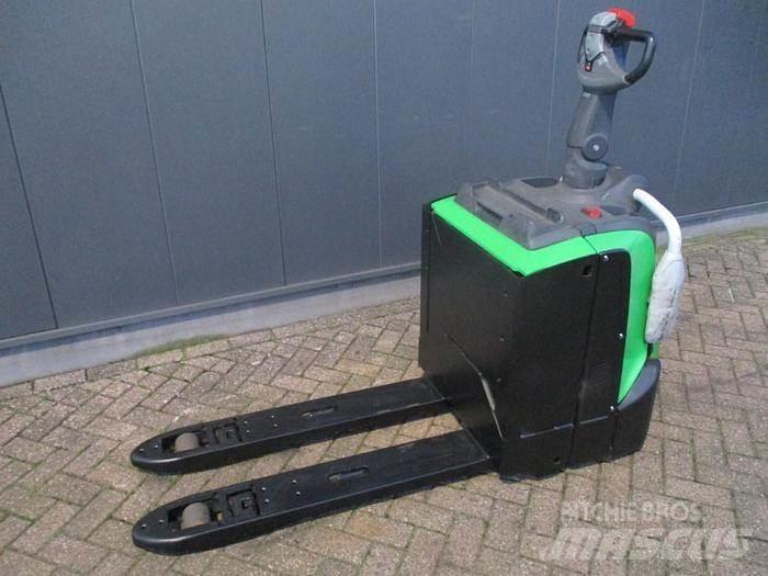 Cesab P320 Platvormiga alusesiirdaja