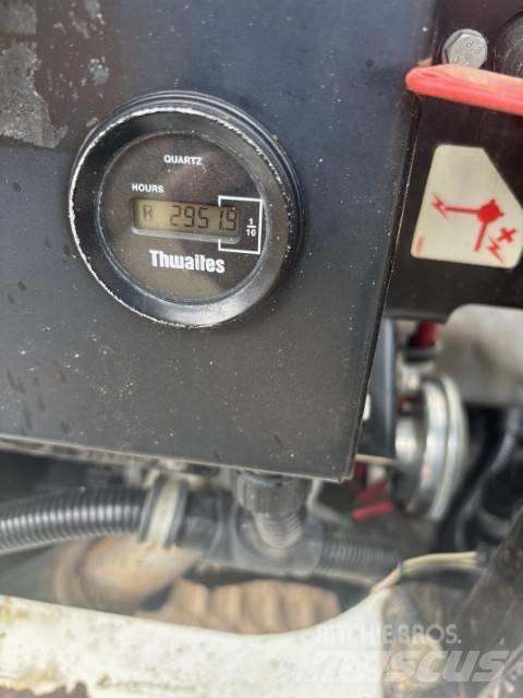 Thwaites MACH 477 Väikekallurid