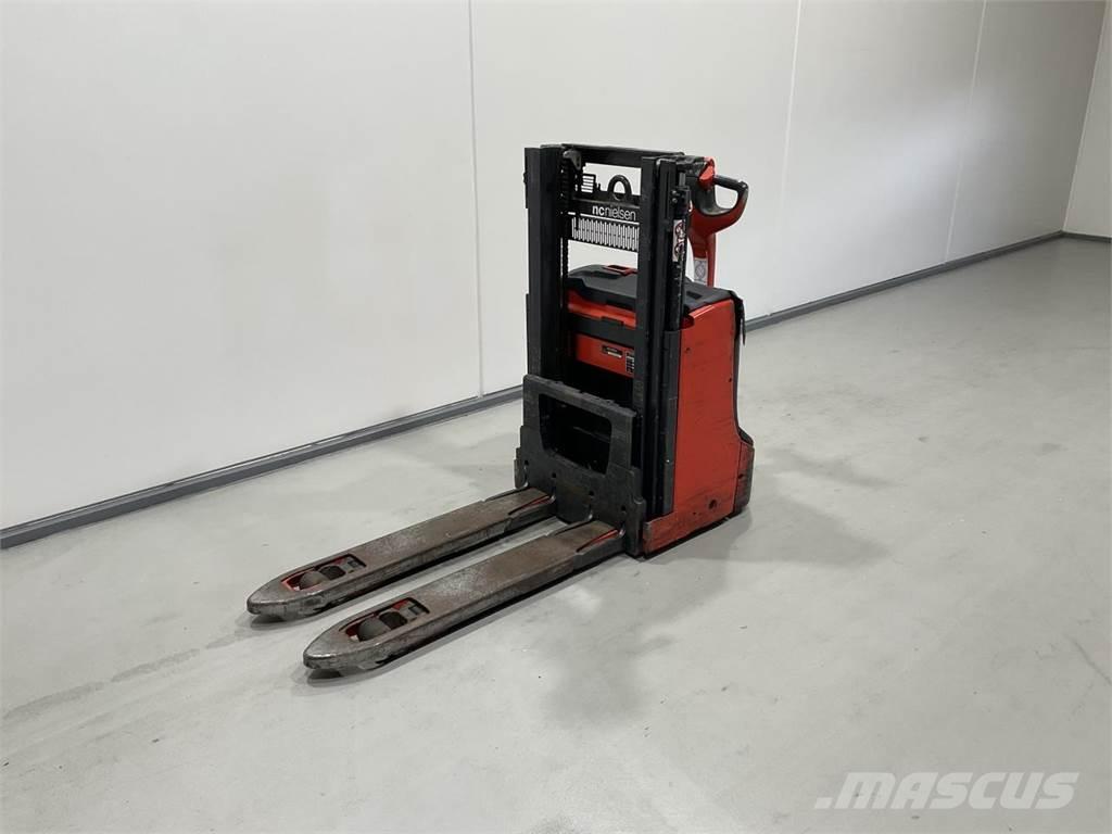 Linde D08 Platvormiga virnastajad